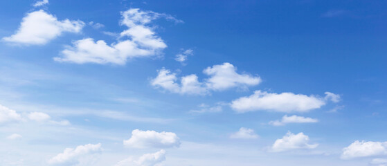 Naklejka na ściany i meble The sky is blue with beautiful clouds.