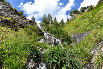 The mountain water of Champsaur, source of life and health.