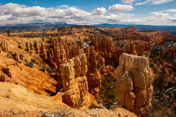 Fototapeta na wymiar Bryce canyon hoodoos in Utah 
