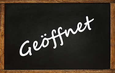 Geöffnet