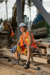 trabajando en obra en construcción, trabajadores, construcción 