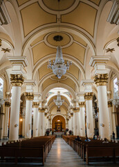 Fototapeta na wymiar interior of the cathedral 