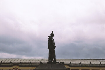 statue of liberator