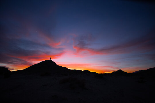 desert sunset over the mountains