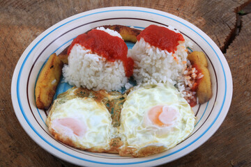 arroz cubana