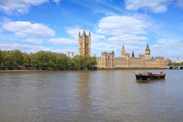 Fototapeta na wymiar Palace of Parliament in London UK