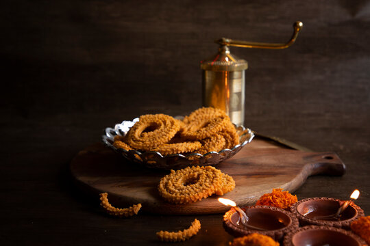 Diwali snacks/Diwali faral/Festival food items/Festival snacks from Maharashtra, India