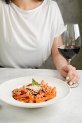 penne pasta in tomato sauce