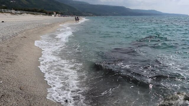 Zambrone - Panoramica della spiaggia dagli scogli di Capo Cozzo