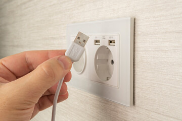 New wall outlet socket with USB 5V 2.1A included. For convenience, the mobile charger or smartphone...