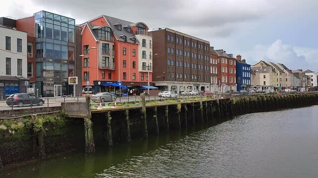 Cork &ndash; Panoramica del fiume Lee da Trinity Bridge