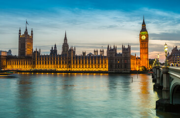 Naklejka na ściany i meble Big Ben in London at night