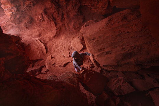 Red Rock Formations Caves Mountains Climbing Inside Cave Rock