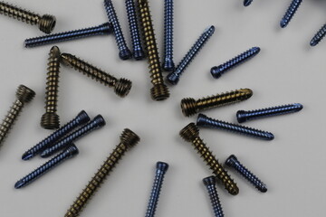 Surgical treatment of bone fractures in orthopedic surgery