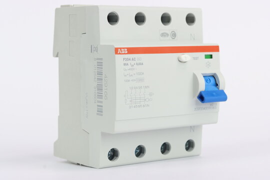 The RCCBs F204 Series Assures Protection To People And Installations Against Fault Current To Earth. A Large Offer For Standard Instantaneous And Selective AC And A Types Is Completed With Some Config