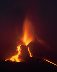 Momento eruptivo del volcán de Cumbre Vieja en la isla de La Palma. 