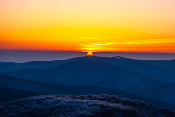 Fototapeta premium Mountain peaks in the setting sun, Bieszczady Mountains, Poland