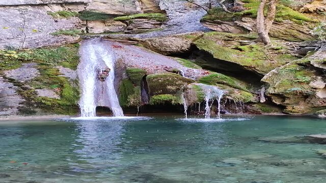 Cascada de Berabarze en Navarra Izaba Isaba