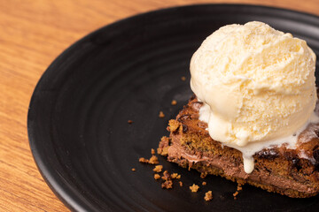 Dessert - bronwie with hazelnut cream and ice cream