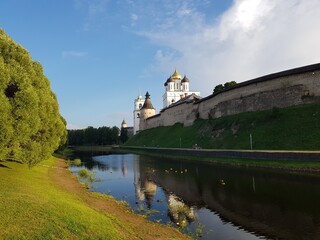 Fototapeta na wymiar The Pskov Kremlin on a bright sunny summer day. Russia, Pskov 