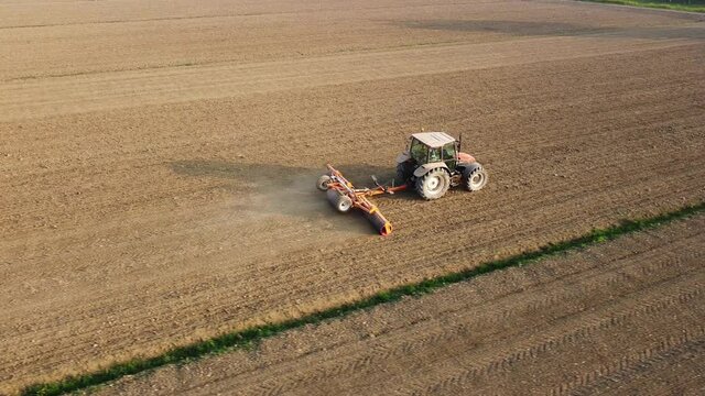 soil subsoiling with tractor tool

