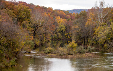 Crooked Creek at Flippin with Fall Colors
