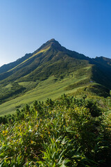 日本最北の百名山 登山 (日本 - 北海道 - 利尻岳)
