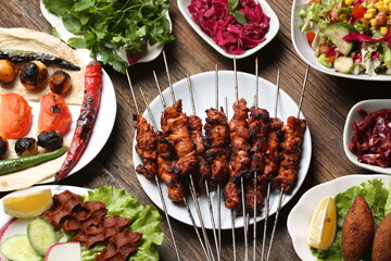 Salads with chicken skewers