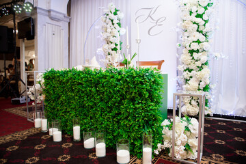 Fototapeta na wymiar wedding ceremony decoration, beautiful wedding decor, flowers