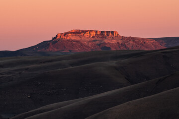 Fototapeta premium Velvet Sunrise (Caucasus Mountains)