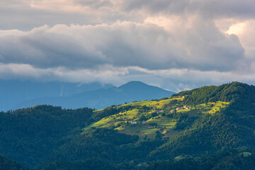 Obraz na płótnie Canvas Picturesque Rolling Hills in Slovenia Landscape
