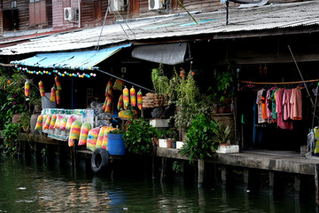 Fototapeta na wymiar traditional thai boat