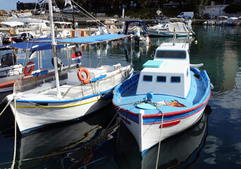 Obraz premium Kreta. Fishermen boats in Chania