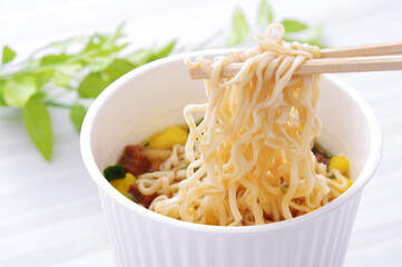 カップラーメン