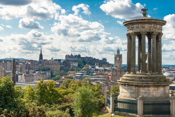 Naklejka premium Panoramic View of The Old City of Edinburgh