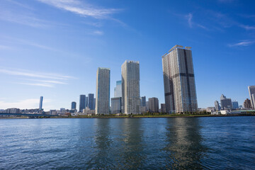 Fototapeta na wymiar 東京ベイエリア　豊洲、晴海運河の風景