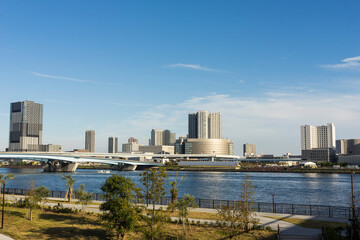 Fototapeta premium 東京ベイエリア 豊洲、晴海運河の風景