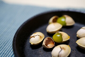 スキレットで焼いた銀杏