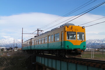 富山地方鉄道