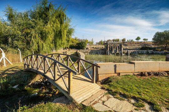 The Hittite spring sanctuary of Eflatun Pinar lies about 100 kilometres west of Konya close to the lake of Beysehir in a hilly, quite arid landscape.