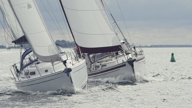 Sailing: "Wettrennen im Wind"
