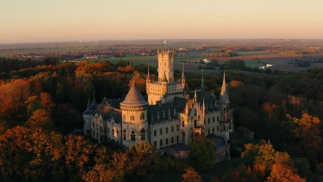 Luftaufnahme, Deutschland Schloss Moritzburg Pattensen im Sonnenuntergang