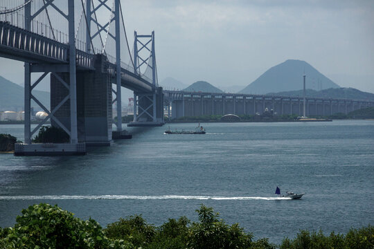「行き来」の写真素材 | 142件の無料イラスト画像 | Adobe Stock