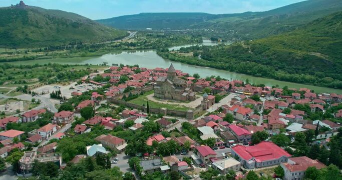 Video around Svetitskhoveli Cathedral in Mtskheta
