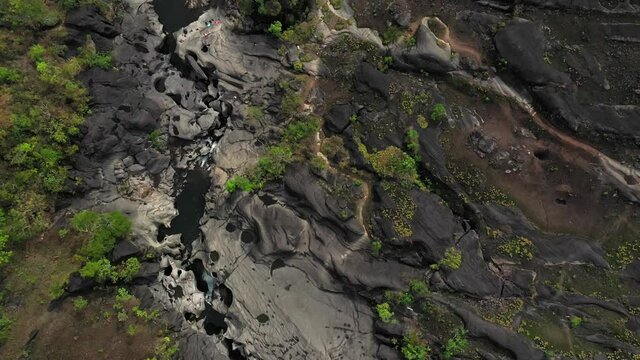 A vis&atilde;o de um p&aacute;ssaro do Vale do Luar proximo a vila de S&atilde;o Jorge, Goias