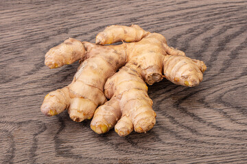 Natural organic raw ginger root
