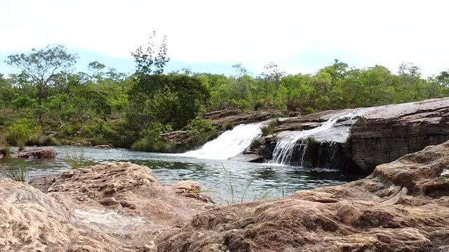 Uma parada para relaxar na cachoeira