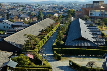 松阪城跡から望む御城番屋敷
