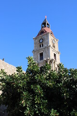 Fototapeta na wymiar Kirchturm in Rhodos Stadt