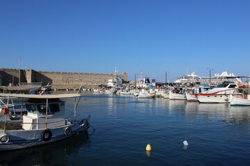 Fischkutter im Hafen von Rhodos